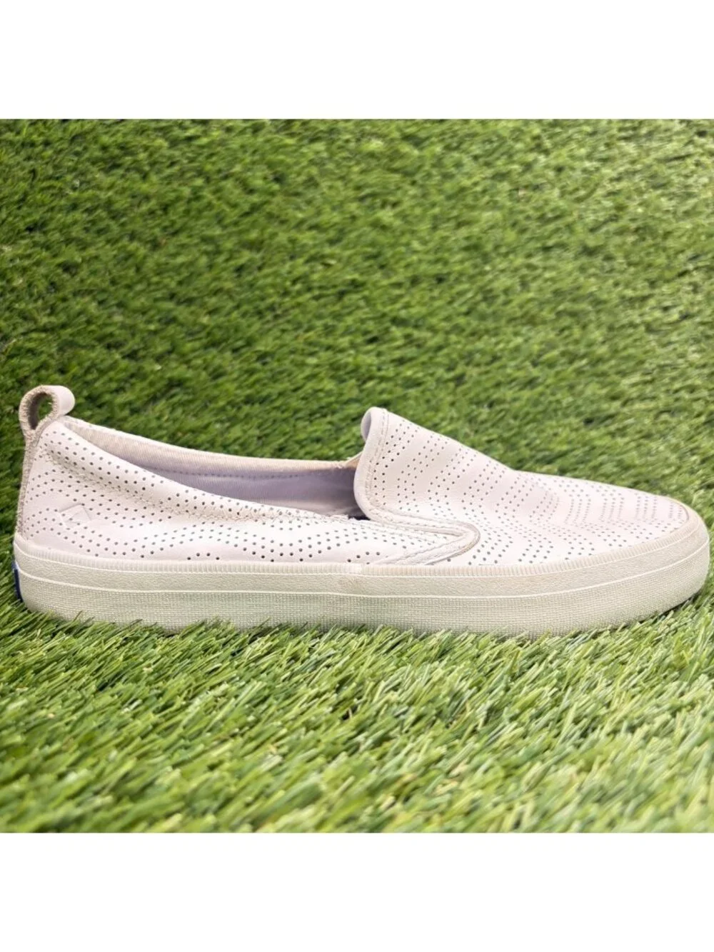 Sperry Crest Twin Gore Womens Size 7 White Perforated Leather Slip On Shoes